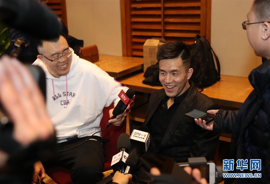 坚持自己的 坚持自己的