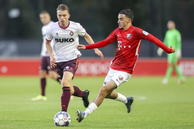 也揭示了对 也揭示了对