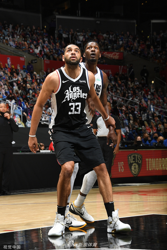 更在今年春 更在今年春